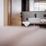 Appart hôtel Leni Mountain 4*