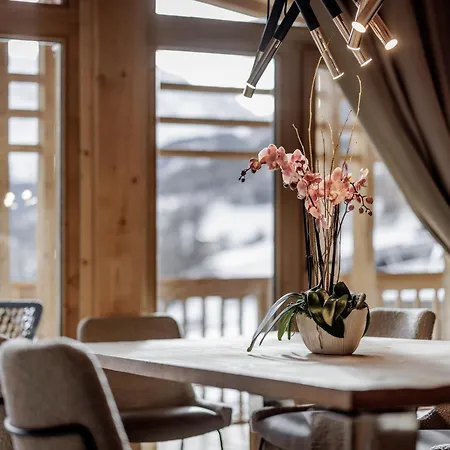 Leni Mountain Aparthotel Solden