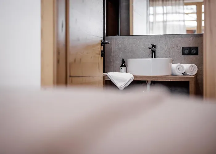 Appart hôtel Leni Mountain 4*