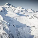 Leni Mountain Aparthotel 4*