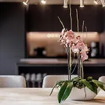 Leni Mountain Aparthotel