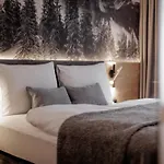 Апарт-отель Leni Mountain 4*