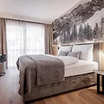 Leni Mountain 4* Solden