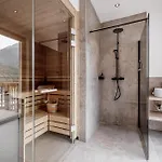 Leni Mountain Aparthotel