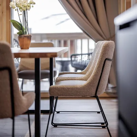 Leni Mountain Apart Otel Sölden