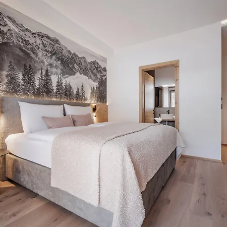 Leni Mountain Aparthotel Sölden